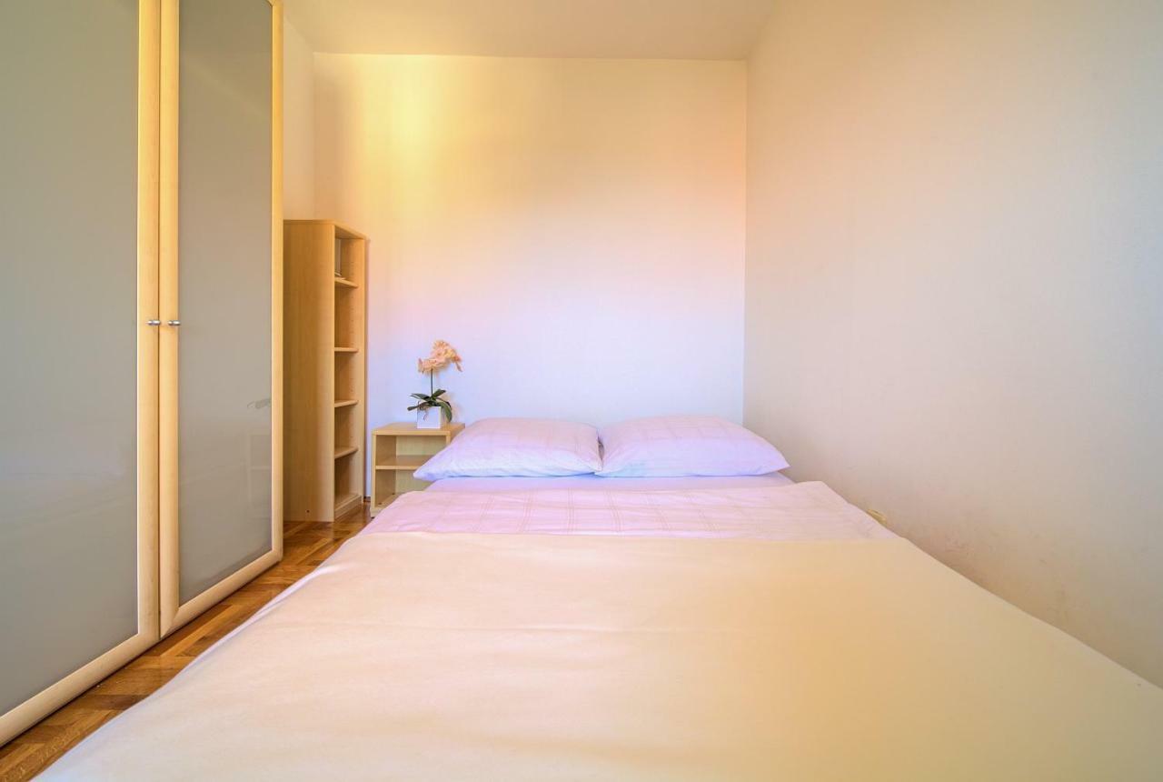 Apartman Adria Malinska Ngoại thất bức ảnh